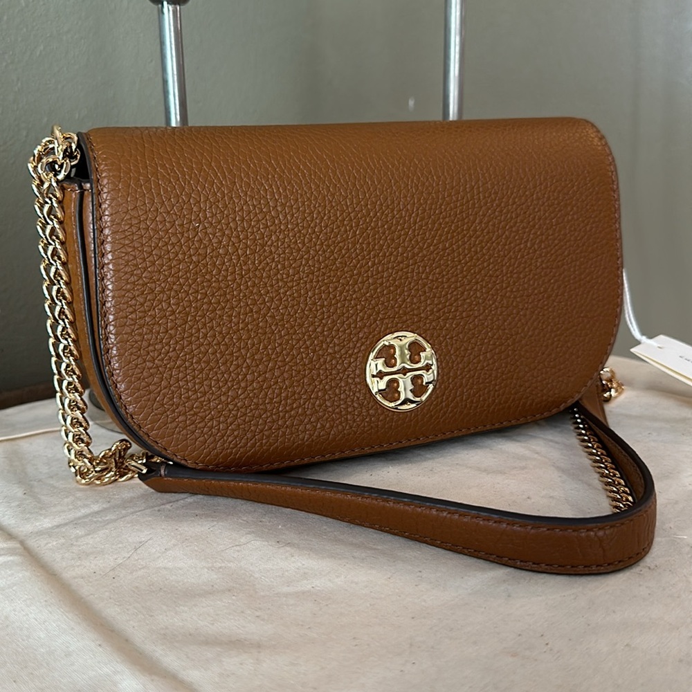 Tory Burch Women Chelsea Pebbled Leather Crossbody bag - Picture 1 of 6